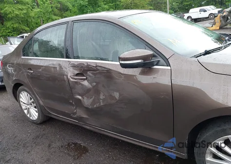 2011 Volkswagen Jetta 2.5L Sel из США, поврежденный, VIN 3VWLX7AJ0BM394816